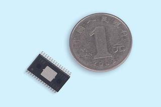 这个市场的残酷之处在于：每一个选手都带着冰箱彩电大沙发的标配而来