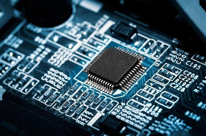 正驱动仪器设备与多种前沿技术深度融合